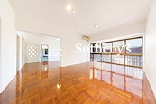 Luso Apartments 和域台 | Living and Dining Room