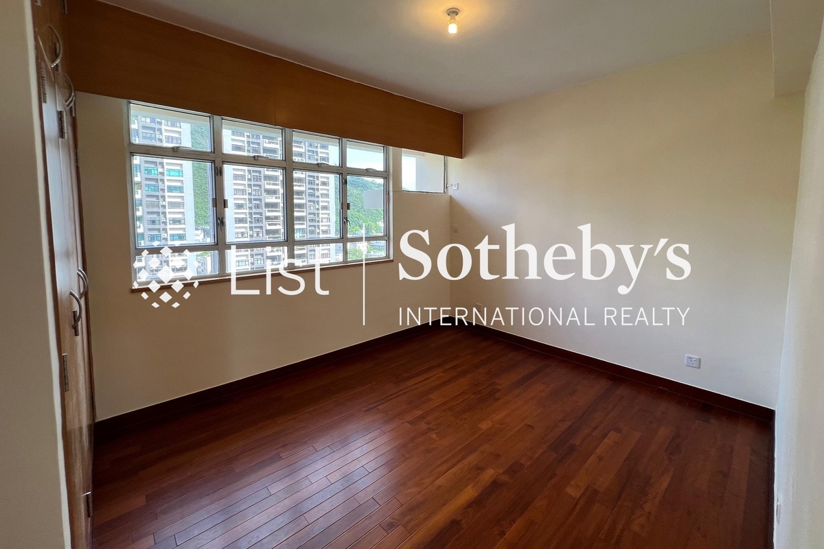 Aurora 銀霞閣 | Third Bedroom