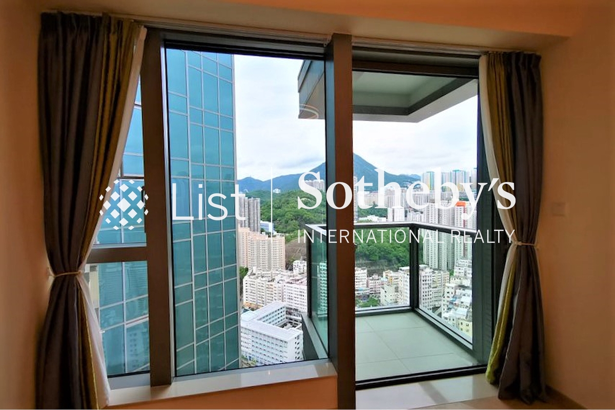 Grand Central Phase 1 凱匯 1期 | Balcony off Master Bedroom