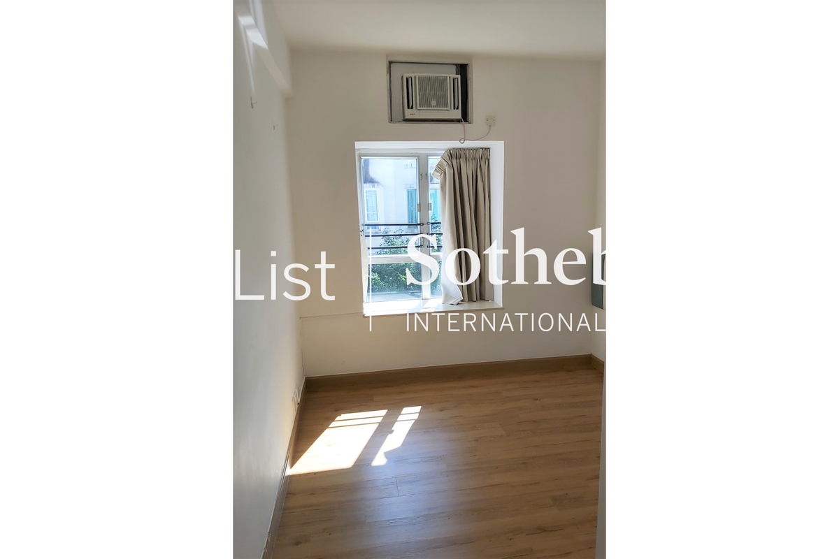 Marina Cove 匡湖居 | Third Bedroom