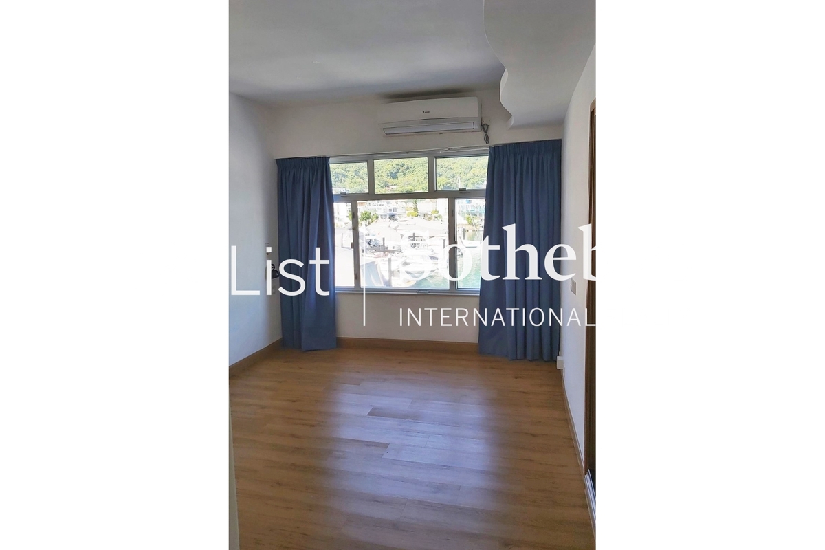 Marina Cove 匡湖居 | Master Bedroom