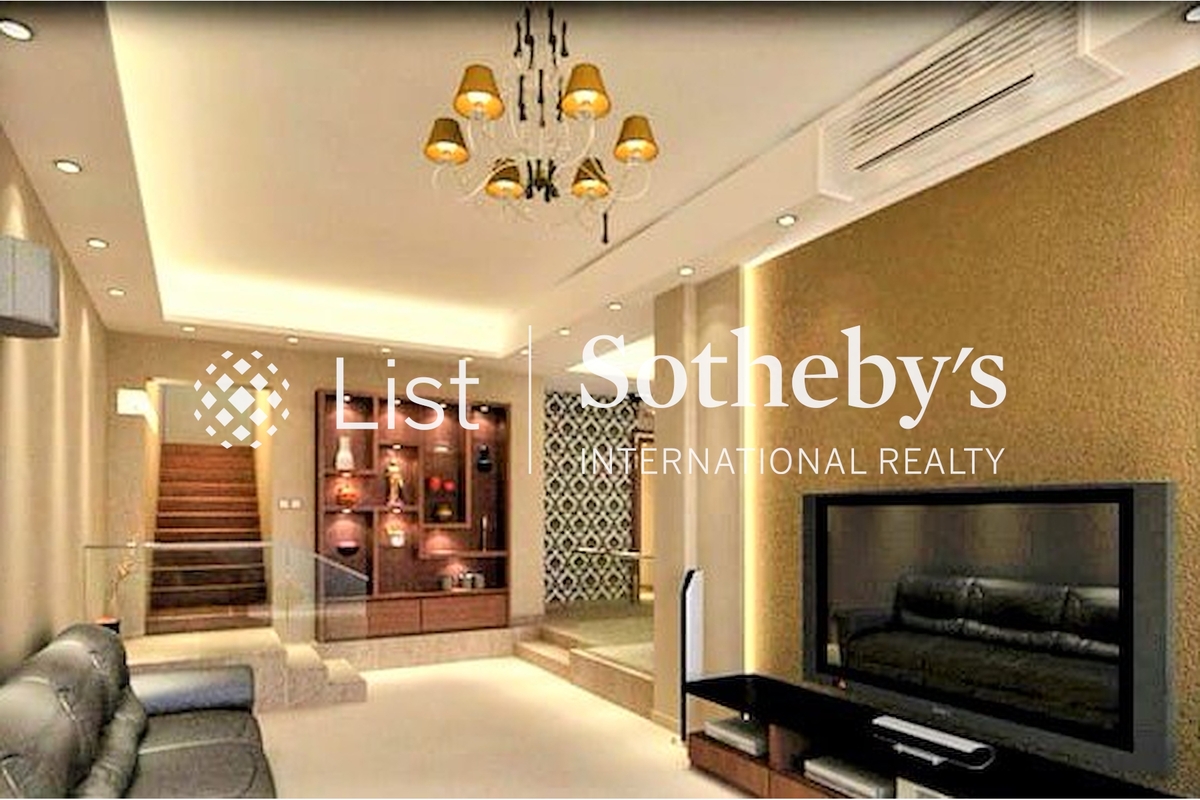 Windsor Park 宝柏苑 |  Living and Dining Room