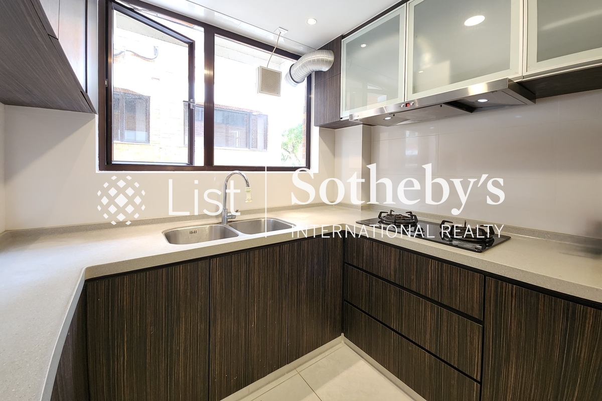 Sunderland Estate 新德園 | View from Kitchen