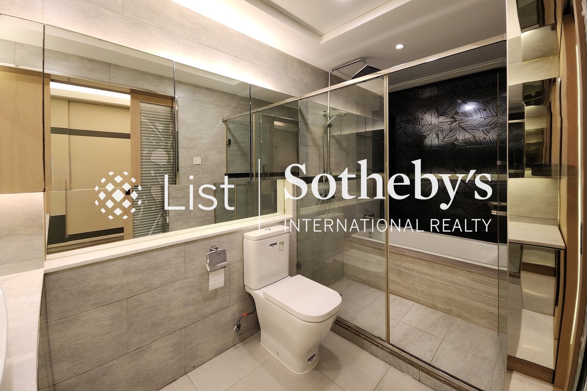 Sunderland Estate 新德園 | Master Bathroom