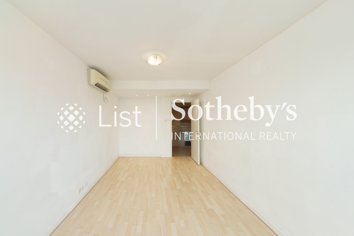 Green Villas 嘉翠苑 | Third Bedroom 