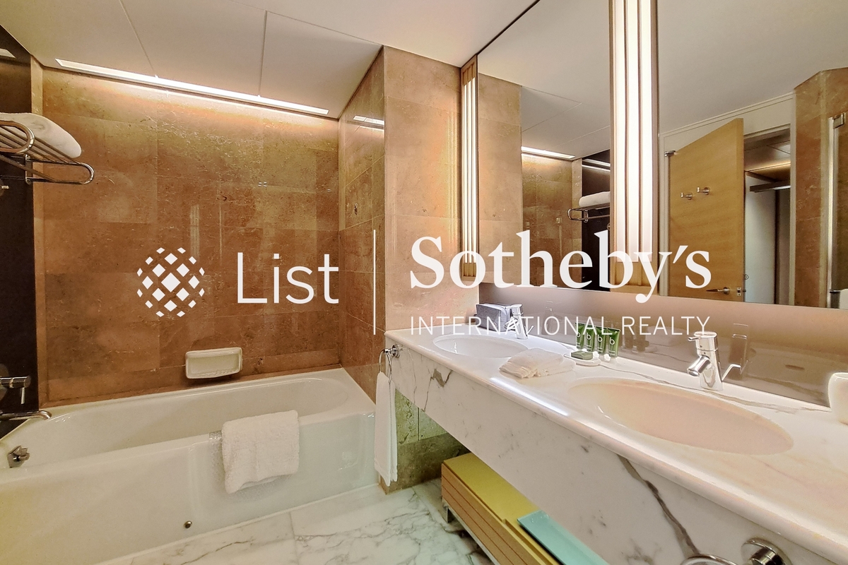 Pacific Place Apartment 太古廣場服務式公寓 | Master Bathroom