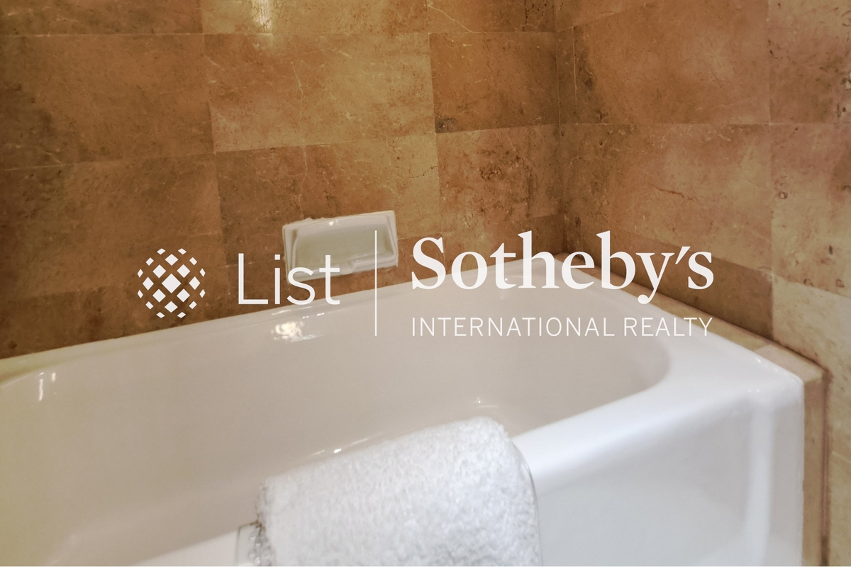 Pacific Place Apartment 太古廣場服務式公寓 | Guest Bathroom