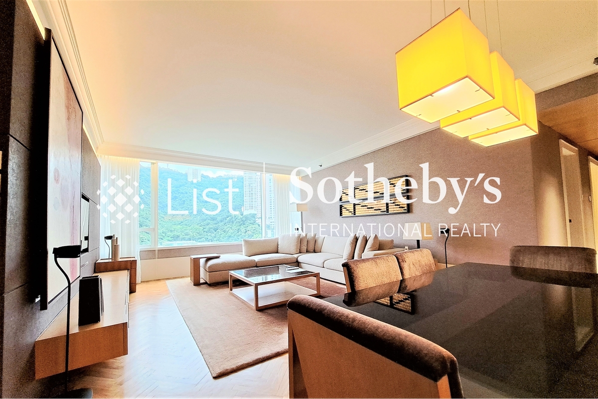 Pacific Place Apartment 太古廣場服務式公寓 | Living and Dining Room