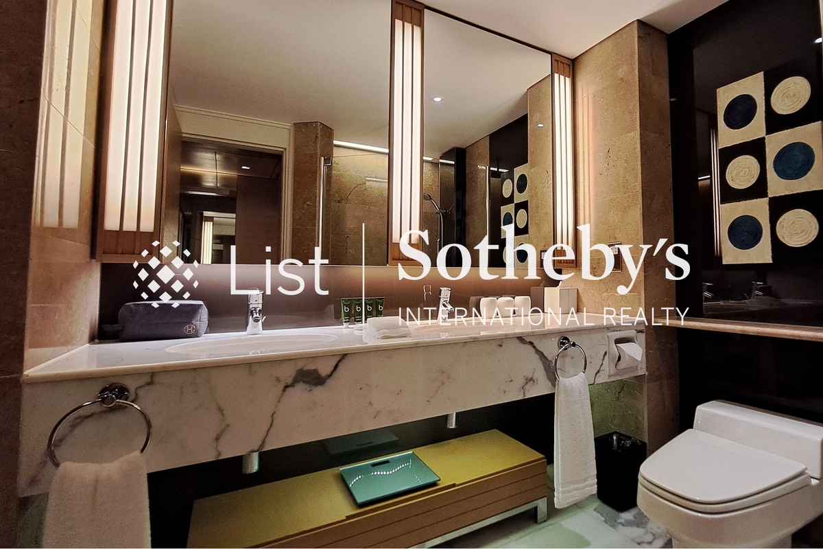 Pacific Place Apartment 太古廣場服務式公寓 | Master Bathroom