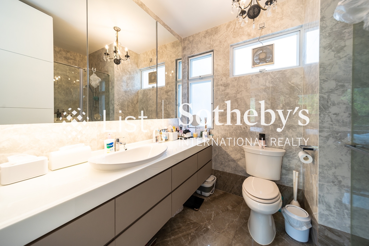 Yar Chee Villas 雅緻洋房 | Master Bathroom