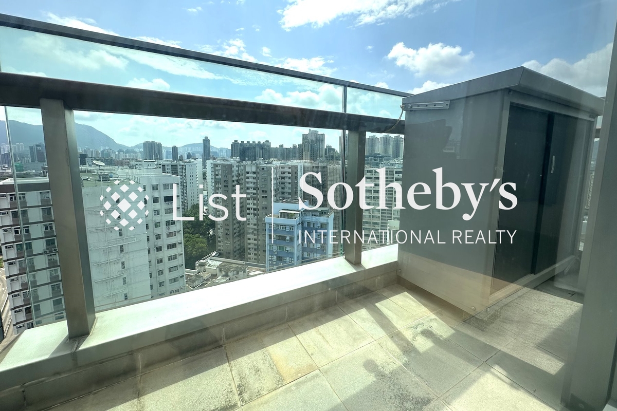 No. 3 Julia Avenue 棗梨雅道3號 | Balcony off Living Room