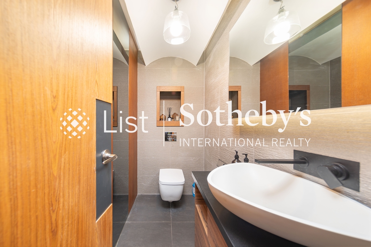 Marina Cove 匡湖居 | Guest Powder Room