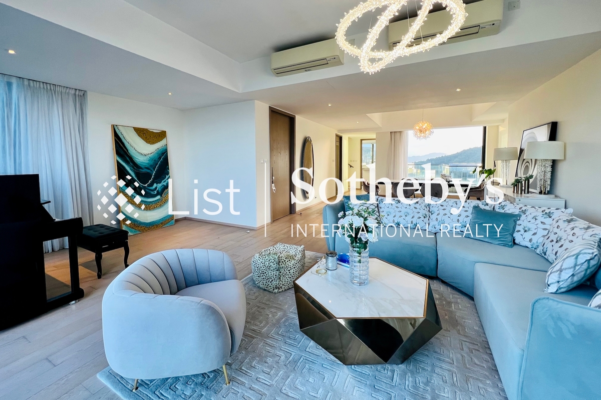 La Vetta 澐灃 | Living and Dining Room