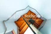 Beacon Lodge 豐盛居 | Internal Staircase to Private Roof Terrace