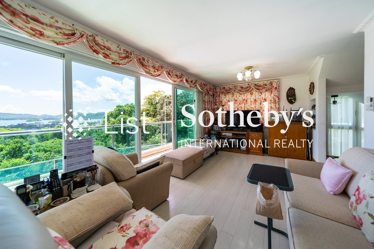 Nam Shan 南山 | Family Room