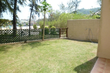 Discovery Bay Phase 1 - Beach Village Seahorse Lane 愉景灣 1期 碧濤海馬徑 | 