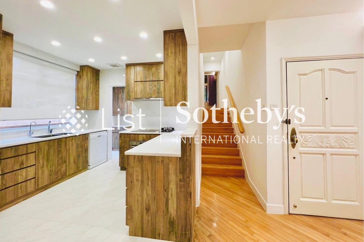 Discovery Bay Phase 1 - Beach Village Seahorse Lane 愉景湾 1期 碧涛海马径 | Open Kitchen