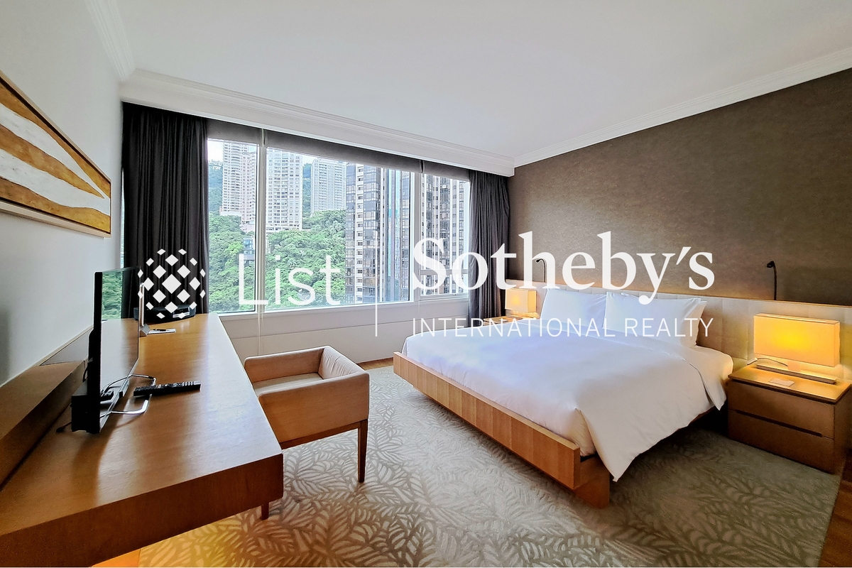 Pacific Place Apartment 太古廣場服務式公寓 | Master Bedroom