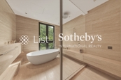 High Peak 寶峰 | Master Bathroom