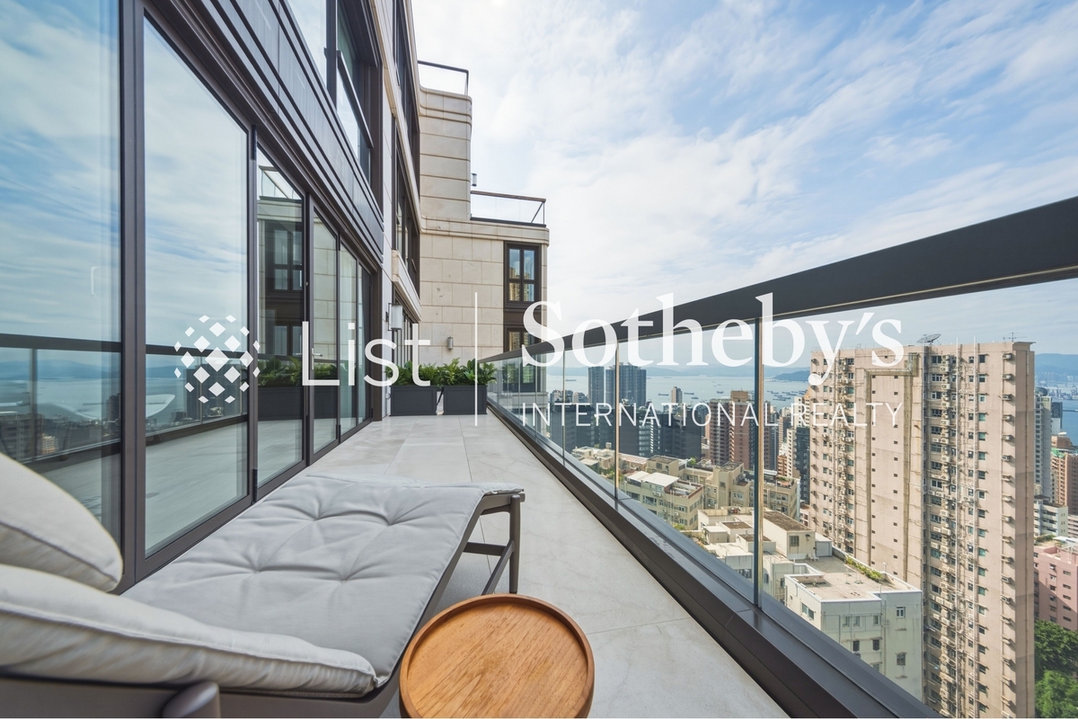 High Peak 寶峰 | Balcony off Third Bedroom
