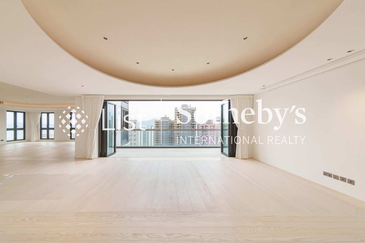 High Peak 寶峰 | Dining Area