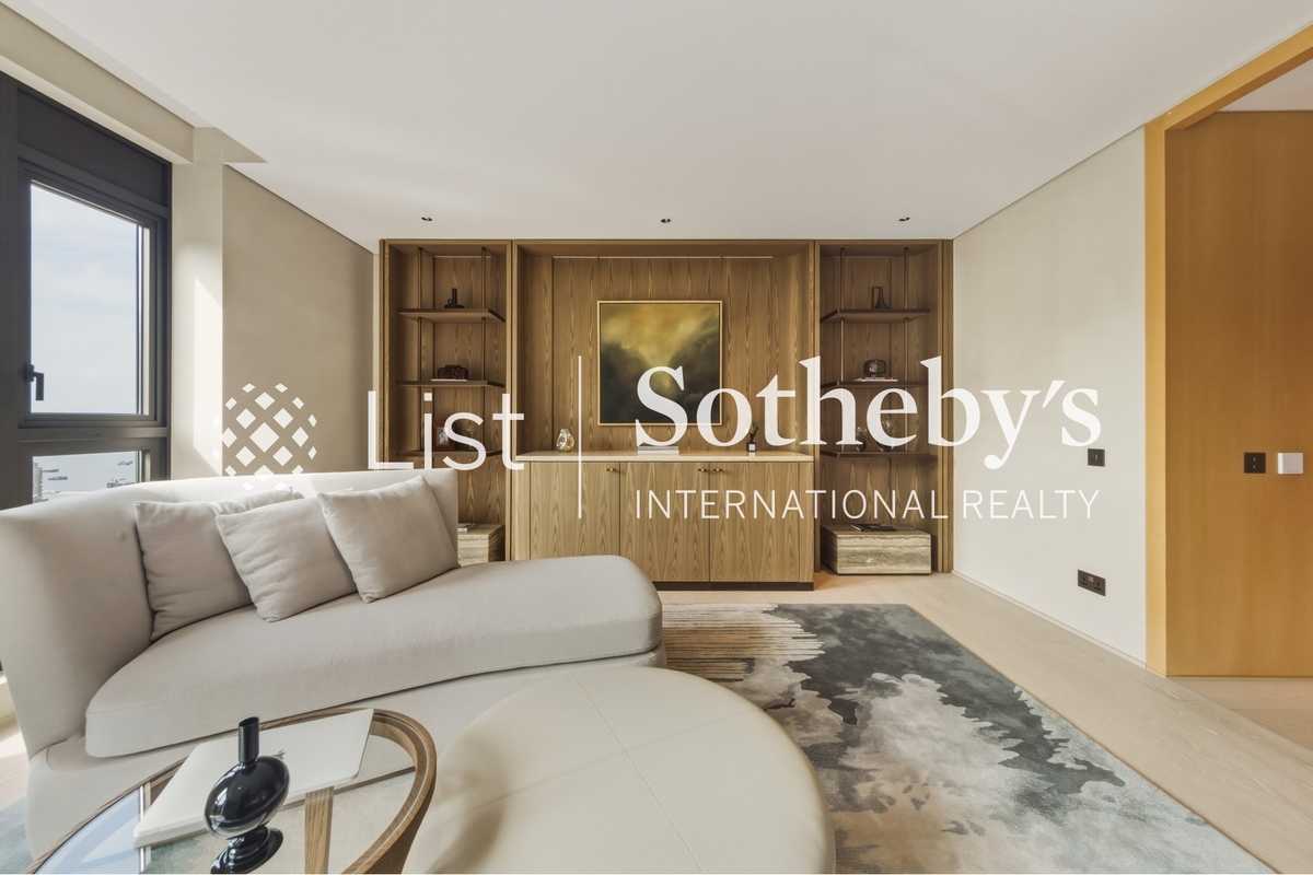 High Peak 寶峰 | Lounge area at Master Bedroom