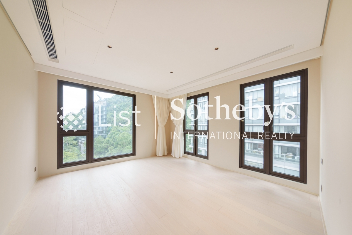 High Peak 宝峰 | Fourth En-suite Bedroom