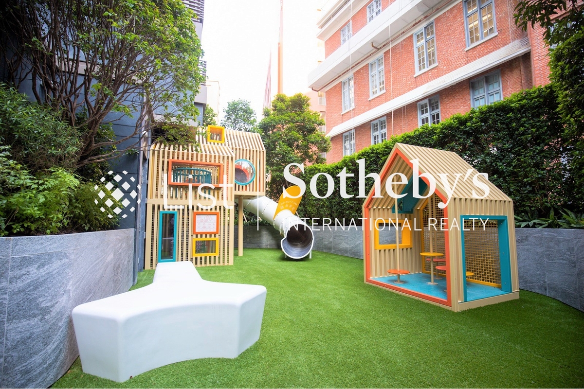 22A Kennedy Road 坚尼地道22号A | Playground