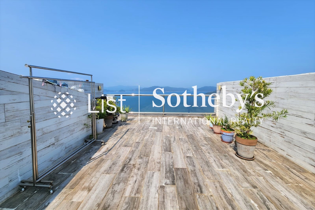 Fullway Garden 華富花園 | Private Roof Terrace