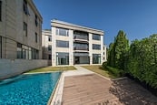 No.15 Shouson 壽臣山15號 | Private Garden off Living and Dining Room