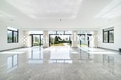 No.15 Shouson 壽臣山15號 | Living and Dining Room