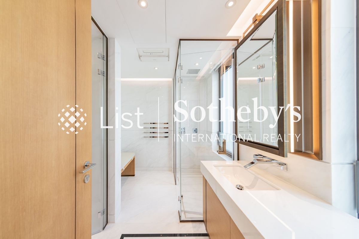 No.15 Shouson 壽臣山15號 | Second Master Bathroom