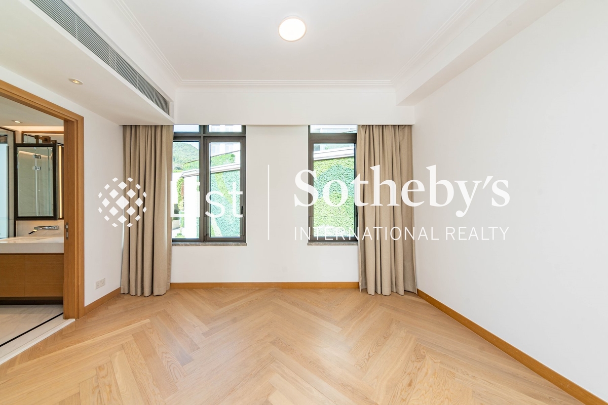 No.15 Shouson 壽臣山15號 | Master Bedroom