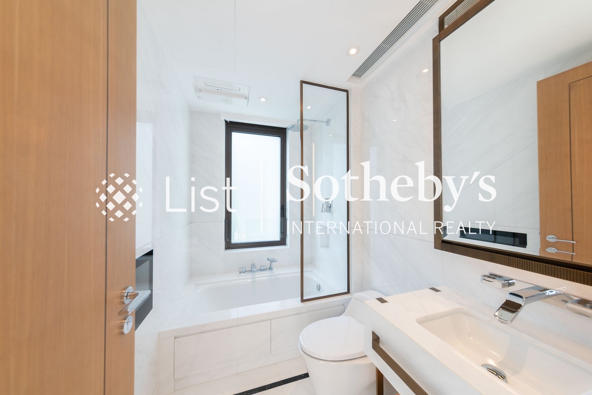 No.15 Shouson 壽臣山15號 | Second En-suite Bathroom
