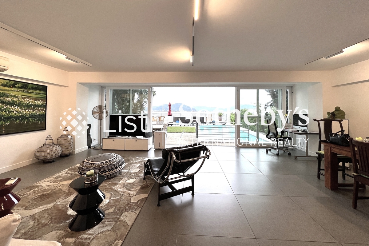 Sheung Sze Wan 相思灣 | Living and Dining Room