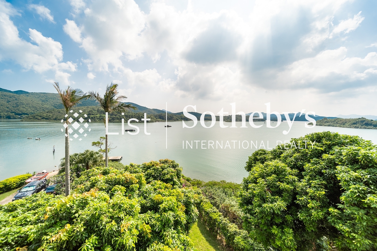 Wong Keng Tei 黃麖地 | View from Private Roof Terrace