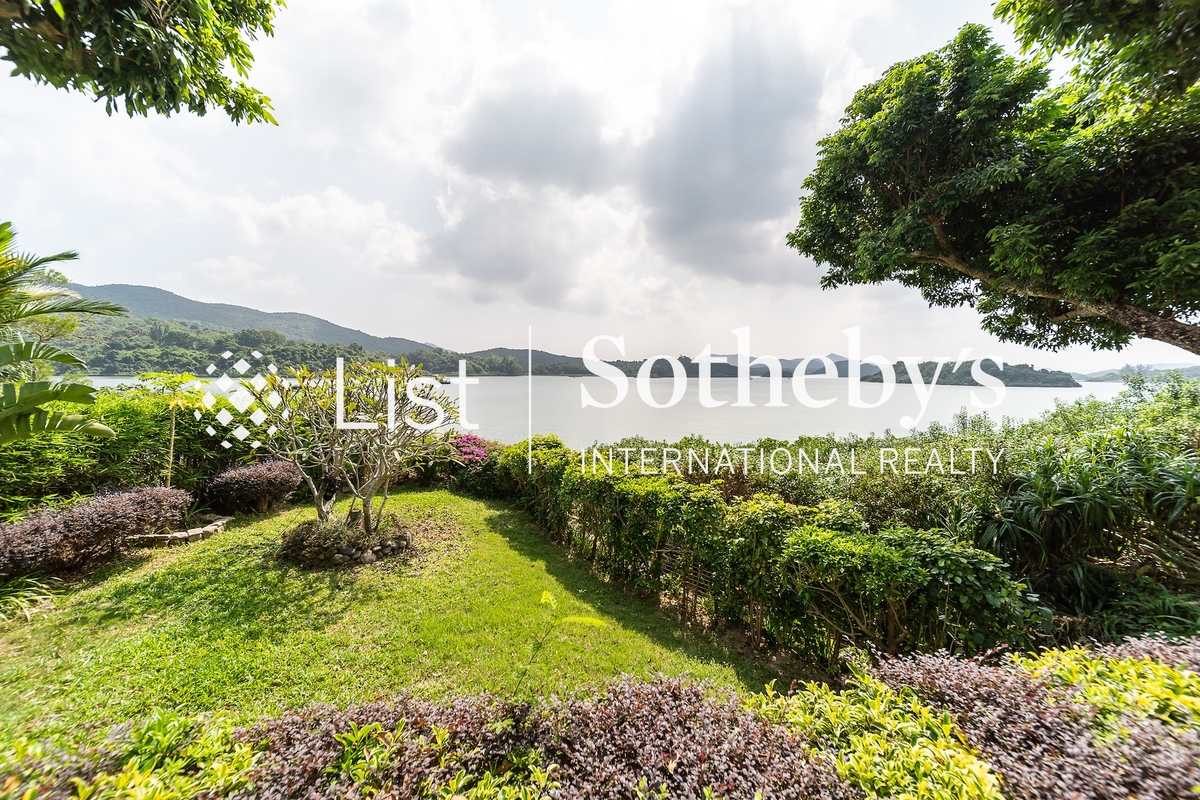 Wong Keng Tei 黃麖地 | View from Private Terrace 