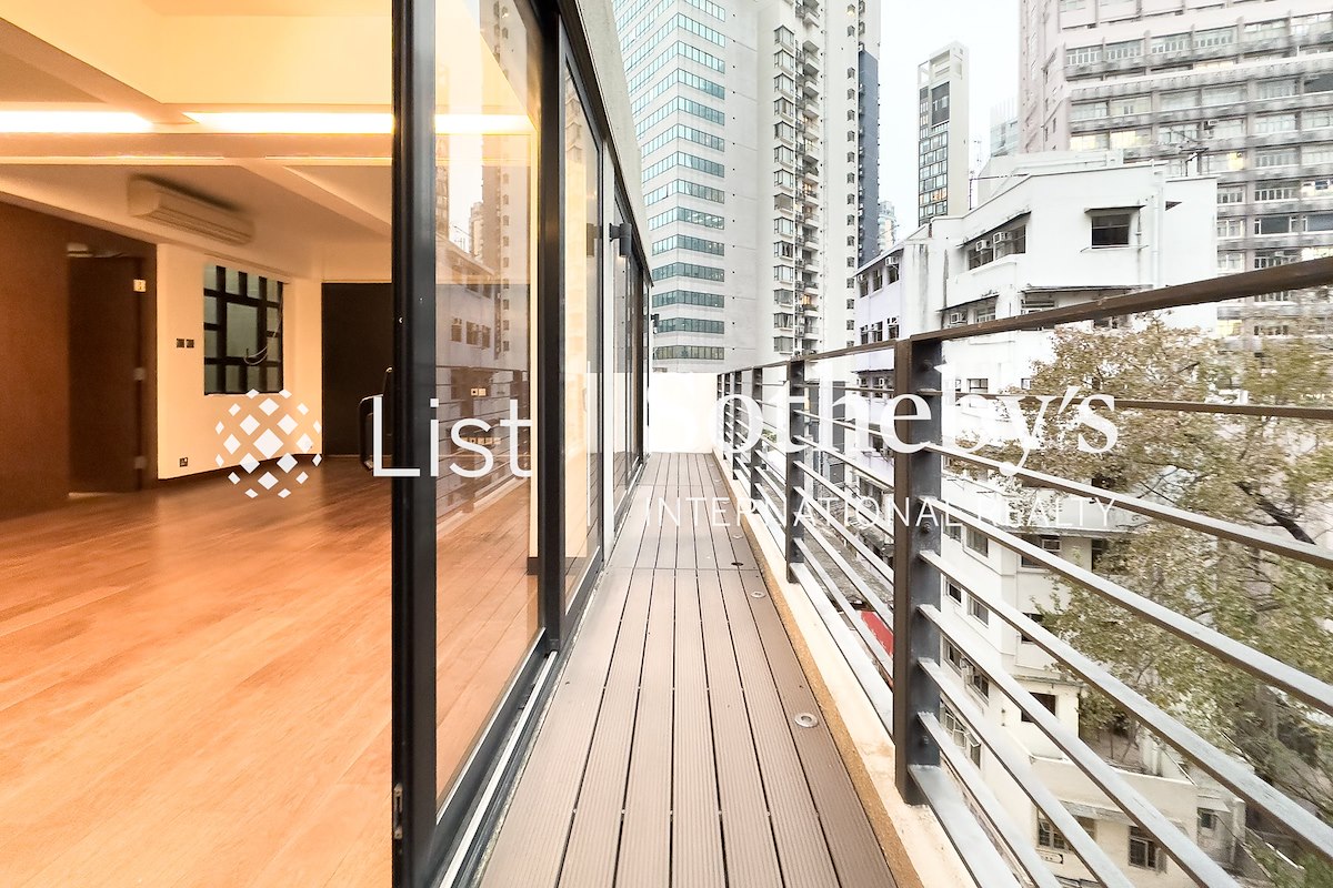 242-244 Hollywood Road 荷李活道242-244号 | Balcony off Living and Dining Room