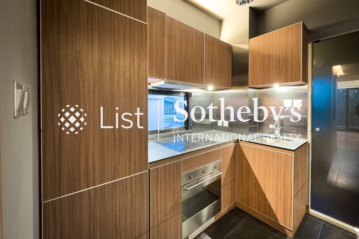 242-244 Hollywood Road 荷李活道242-244號 | Open Kitchen