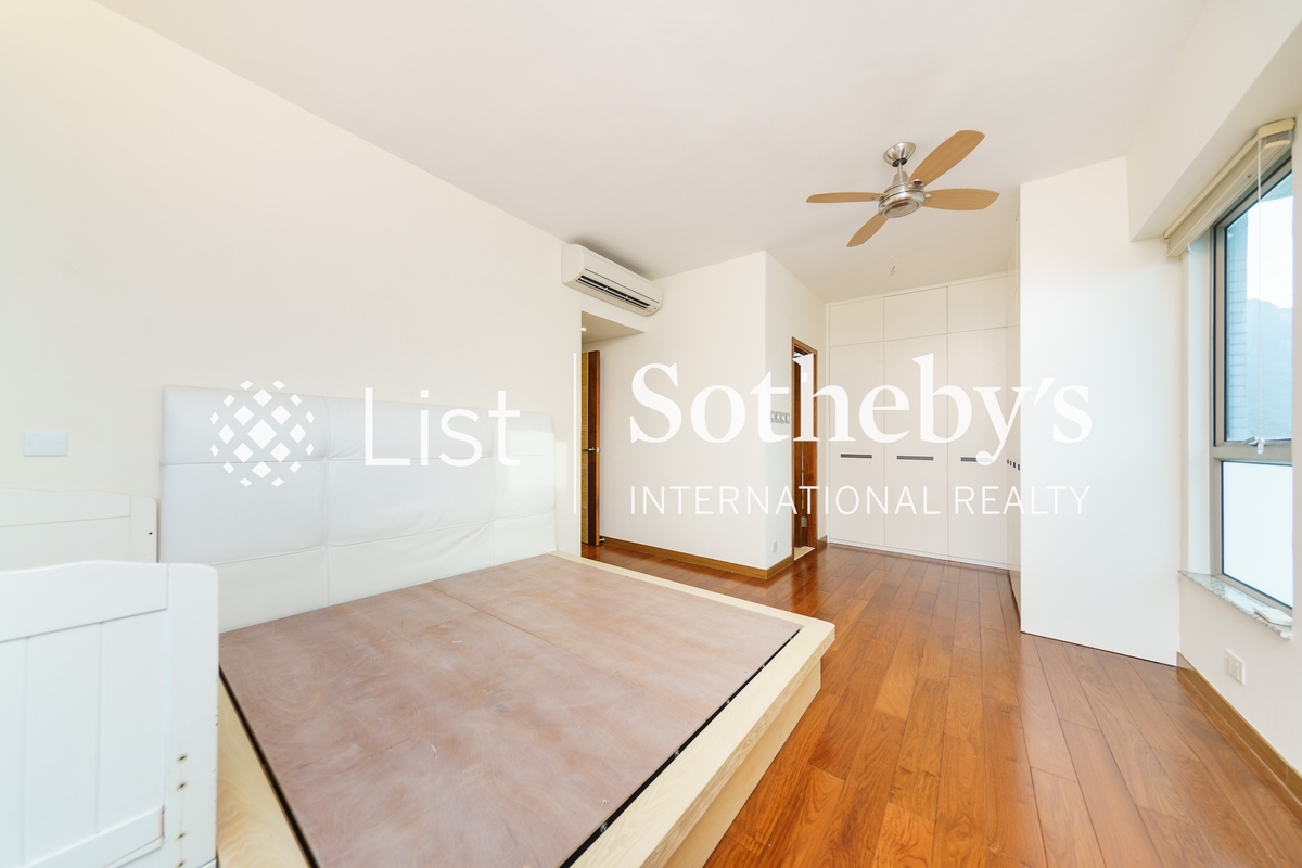 Lake Silver 银湖．天峰 | Master Bathroom