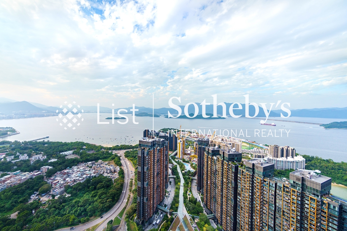 Lake Silver 银湖．天峰 | View from Living and Dining Room