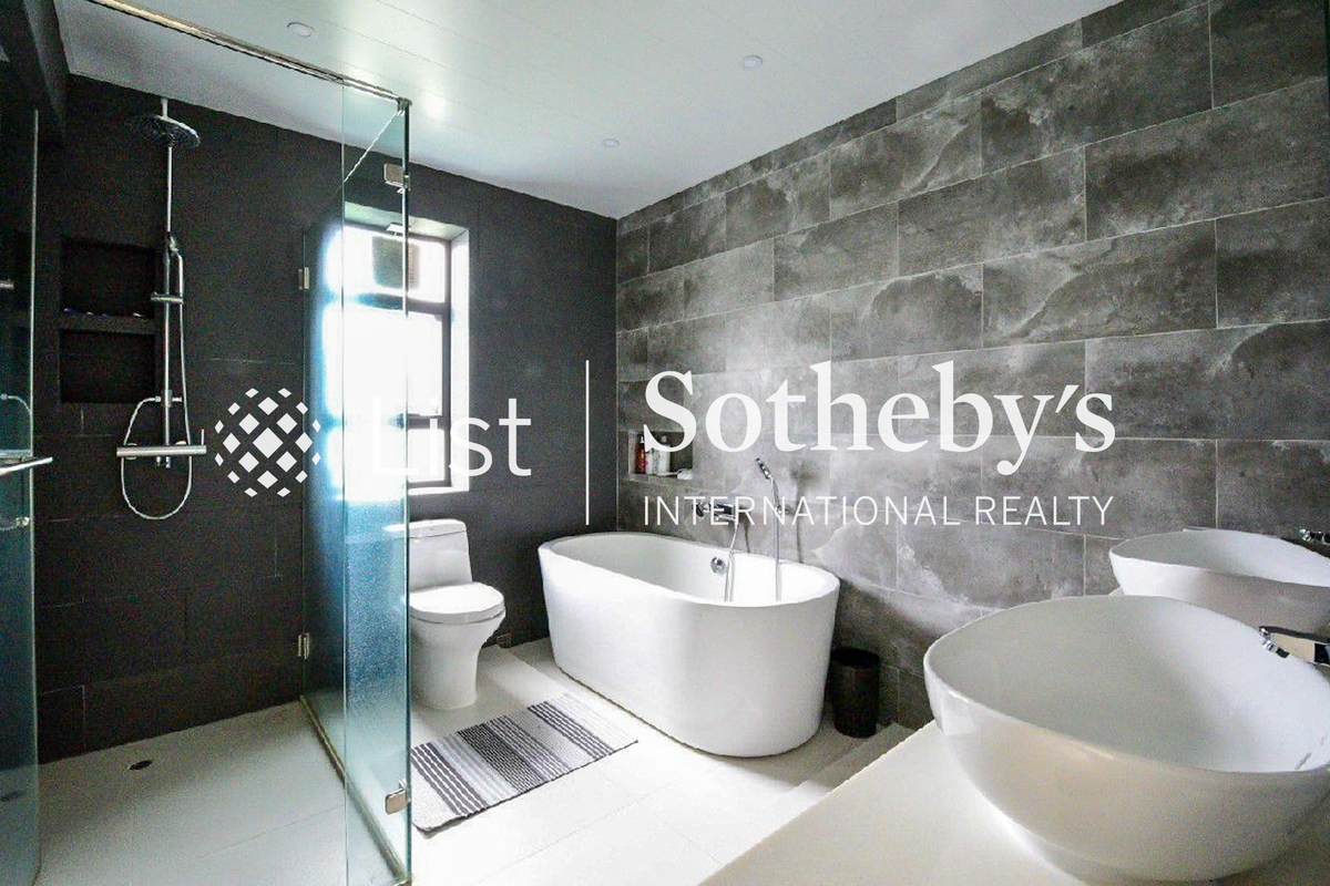 Cheung Sha Sheung Tsuen 長沙上村 | Master Bedroom