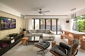 Cheung Sha Sheung Tsuen 長沙上村 | Living and Dining Room