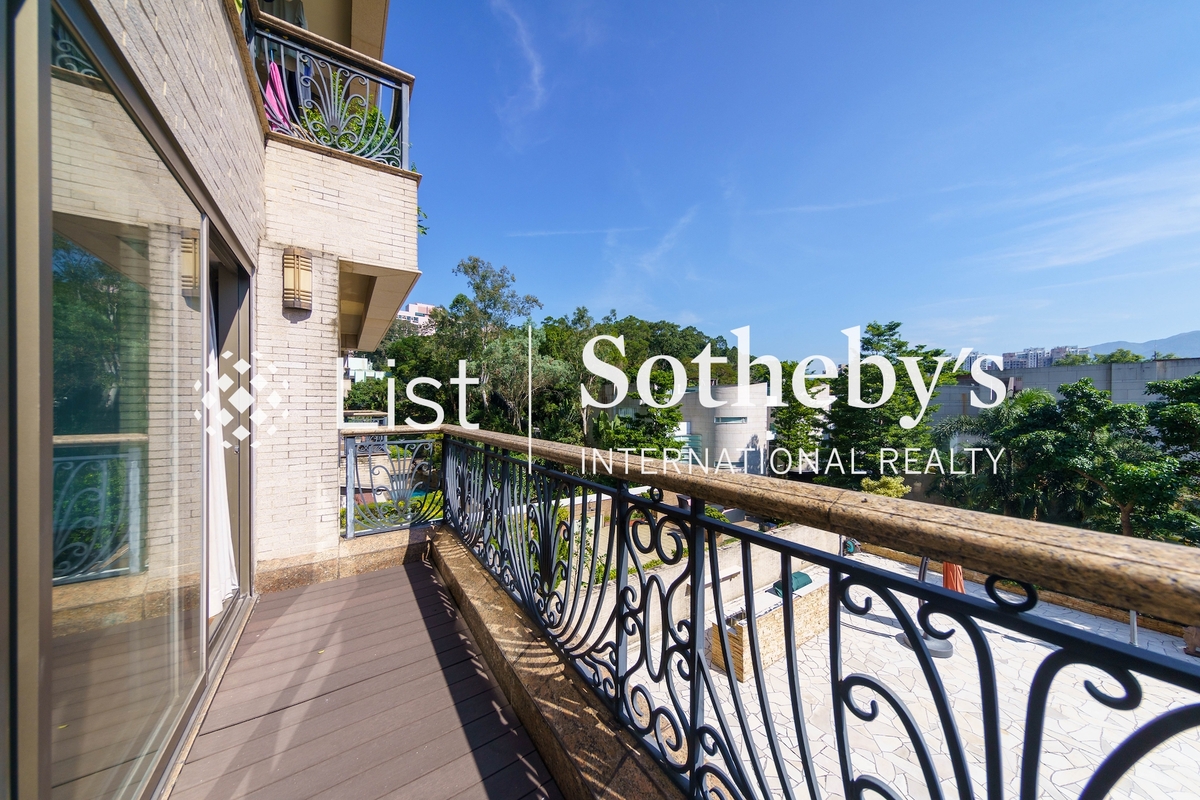 The Great Hill 嘉御山 | Balcony off Master Bedroom