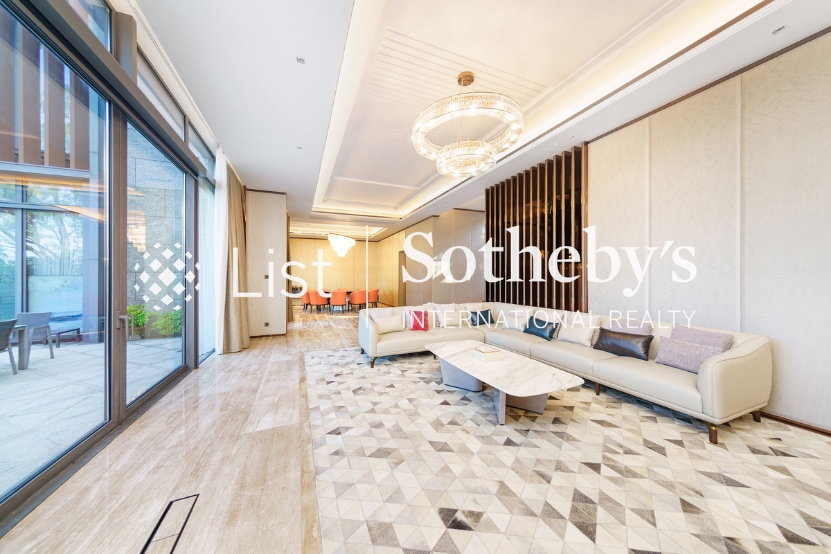 3 Clear Water Bay 清水灣 . 3號 | Living and Dining Room