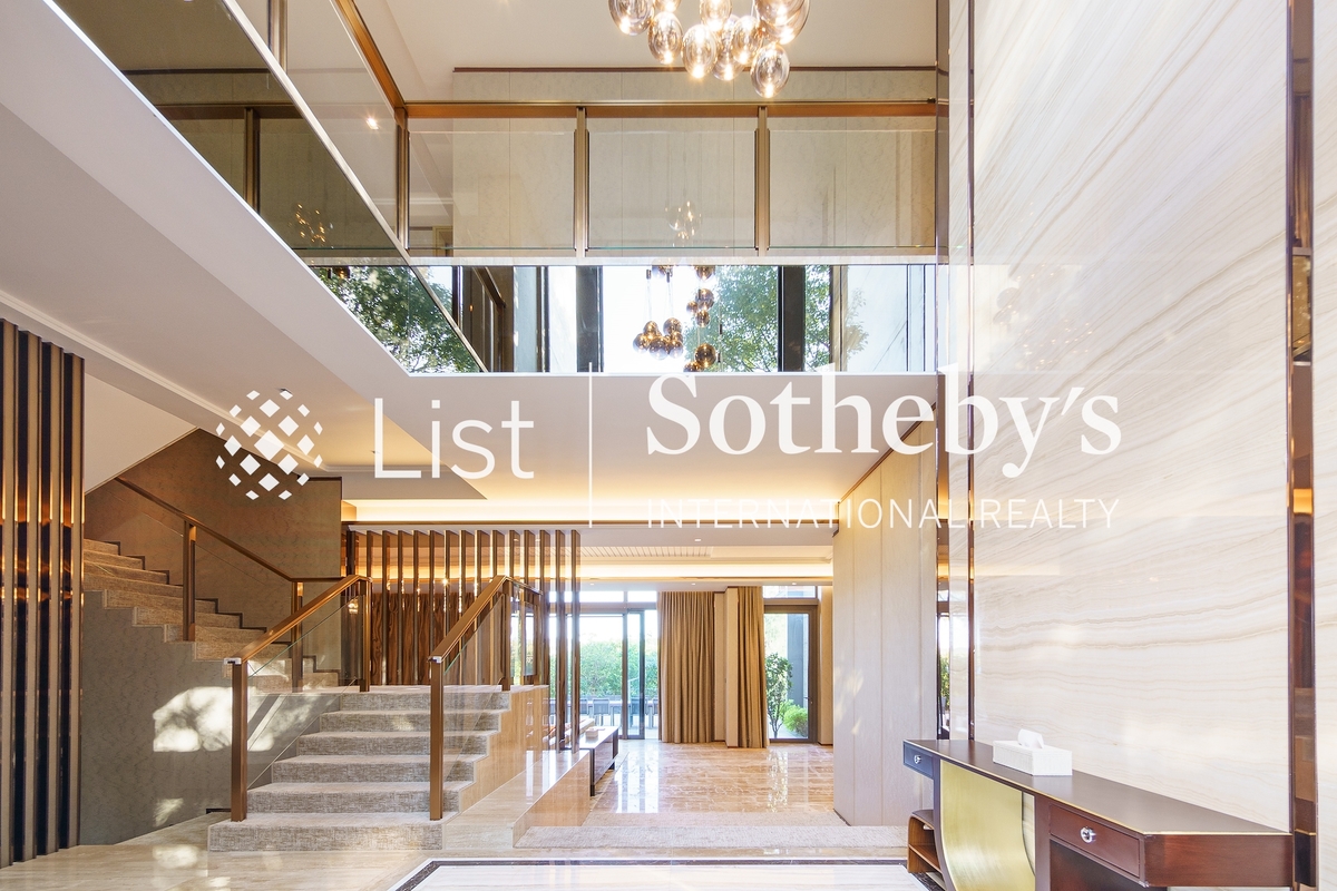 3 Clear Water Bay 清水灣 . 3號 | Living and Dining Room