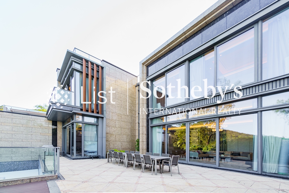 3 Clear Water Bay 清水灣 . 3號 | Private Terrace off Living and Dining Room