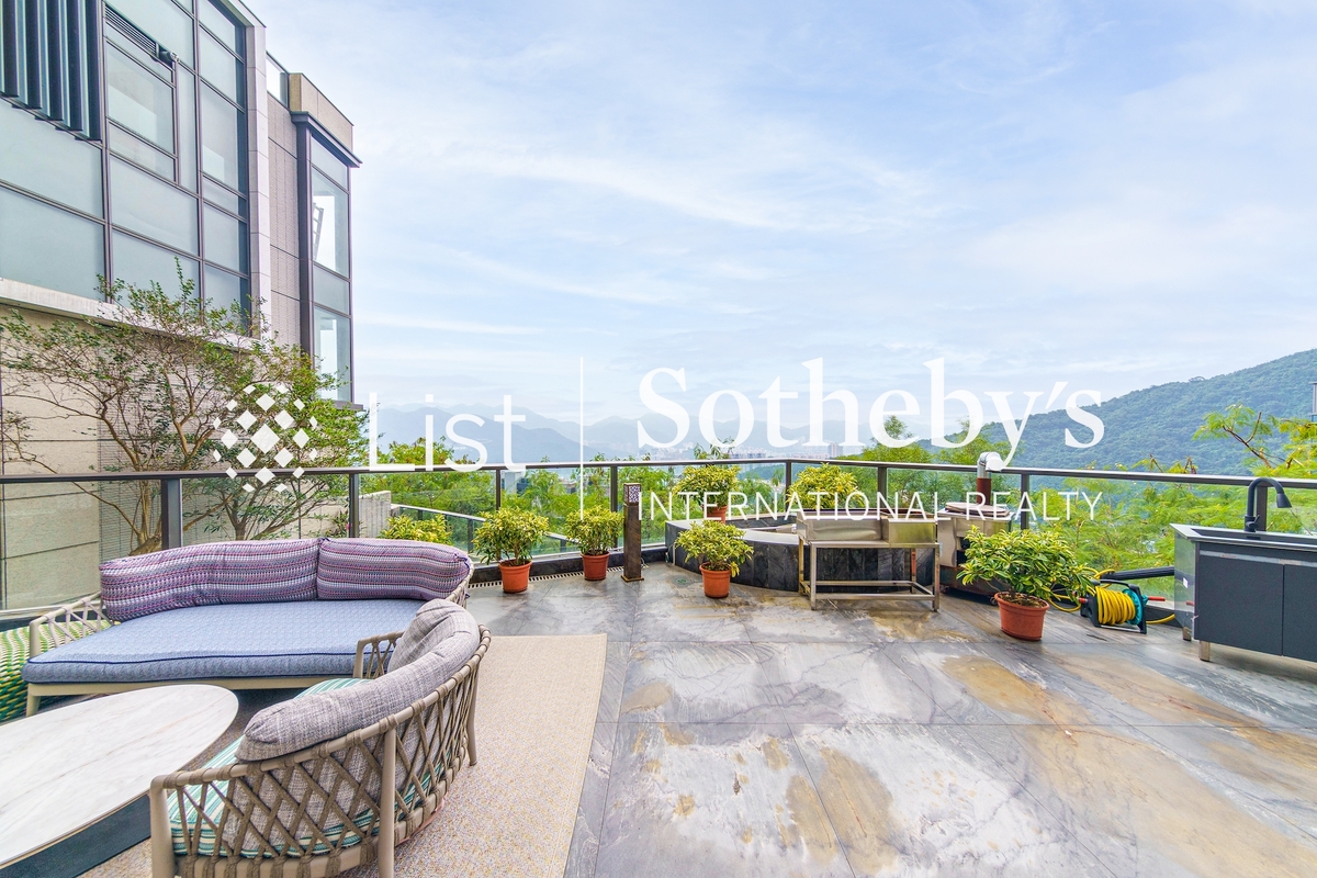 La Cresta 尚珩 | Private Garden off Living and Dining Room