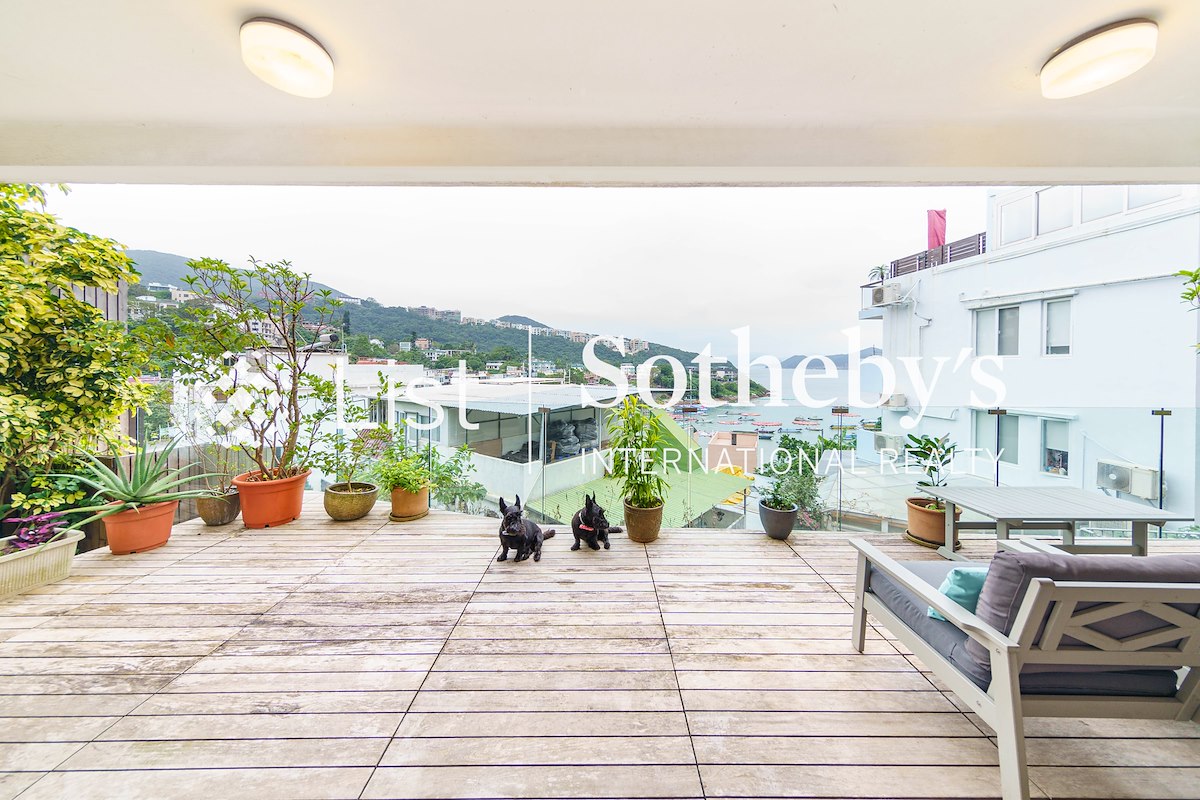 Siu Hang Hau 小坑口 | Private Terrace off Living Room