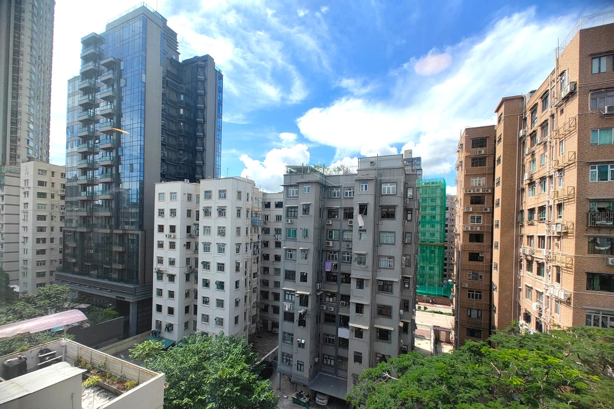 Braga Circuit 布力架街 | View from Living Room